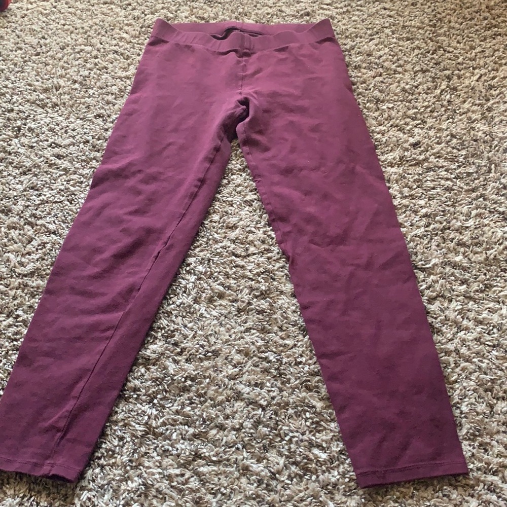 LOFT brand legging. Maroon colored. Size small